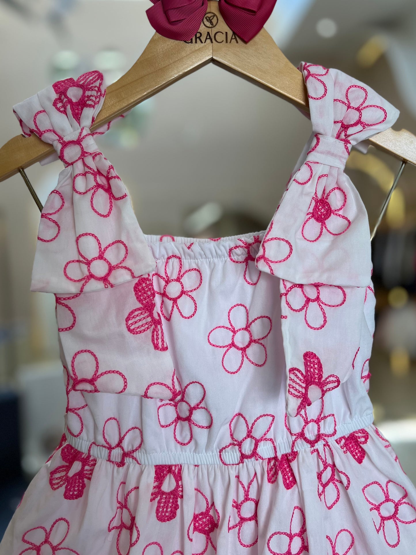 Vestido Bordado Flores Momi