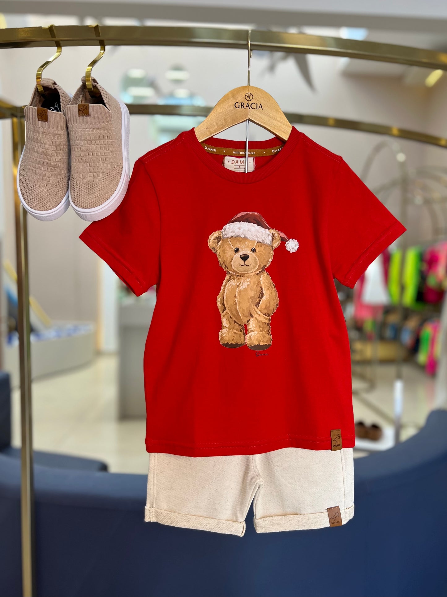 Camiseta Urso com Gorro Red Dame