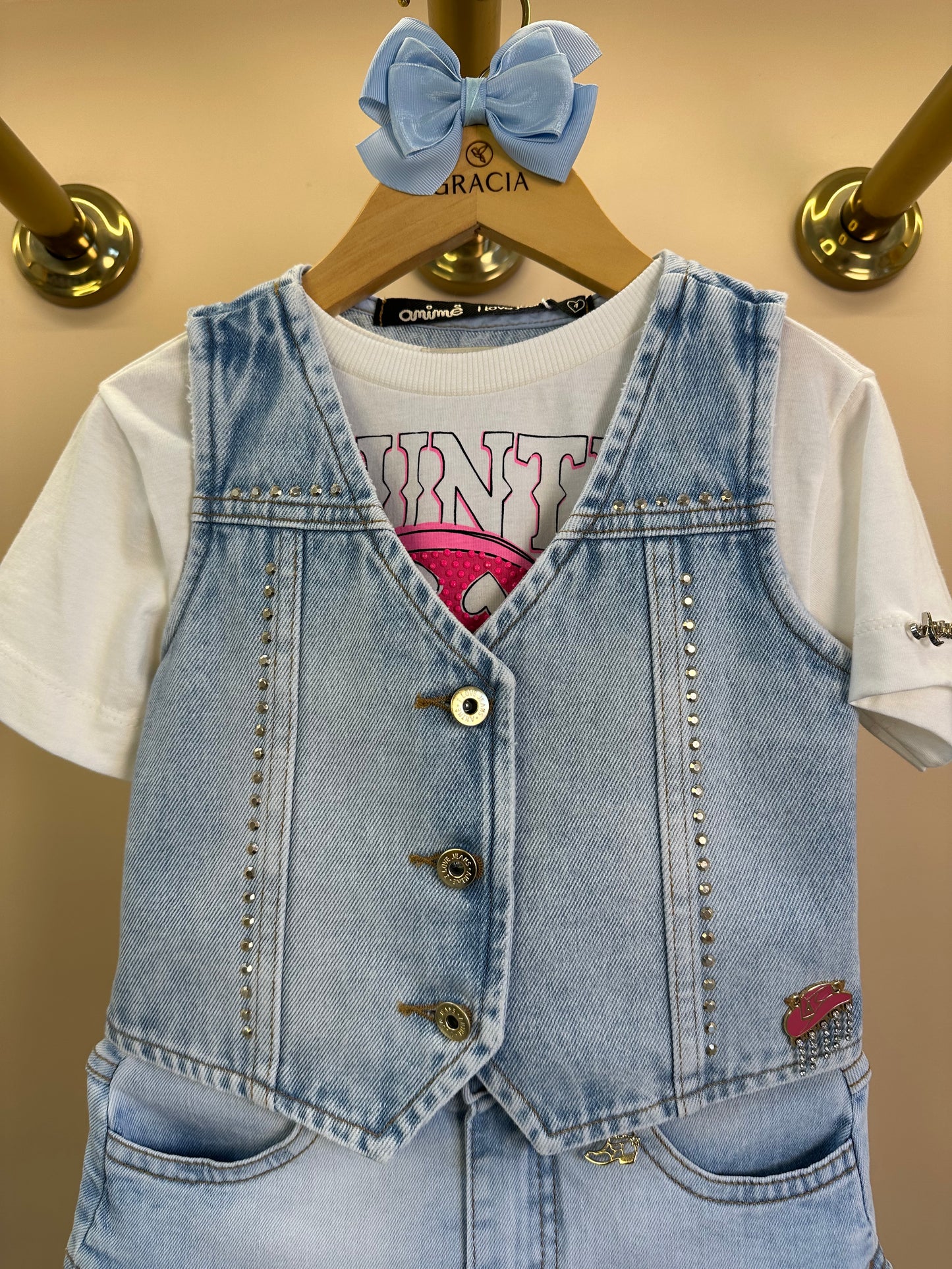 Conjunto Infantil Jeans Blusa Country, Colete Bota e Saia Balonê - Animê