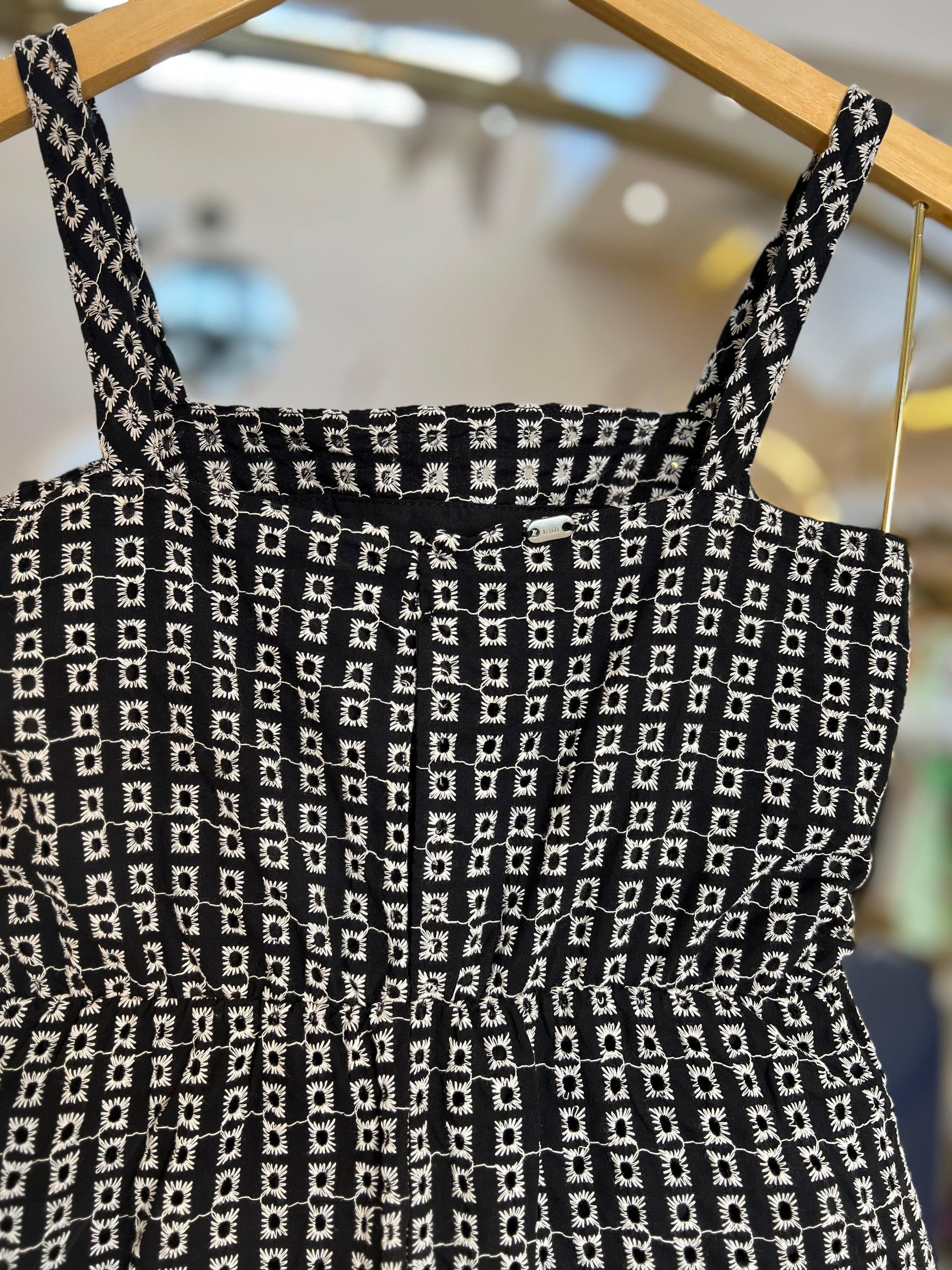 Vestido Midi Laise Black - I Am - Gracia