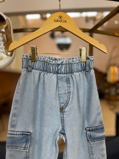 Calça Jeans Bolso Cargo Momi