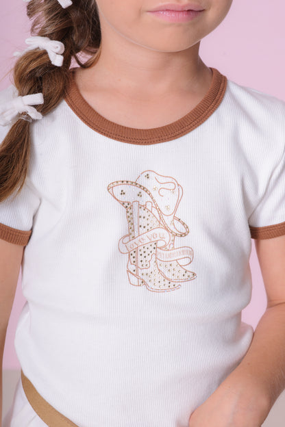 Conjunto Infantil Blusa Ursinha, Botinha e Chapéu e Saia Mix Babados - Pituchinhus