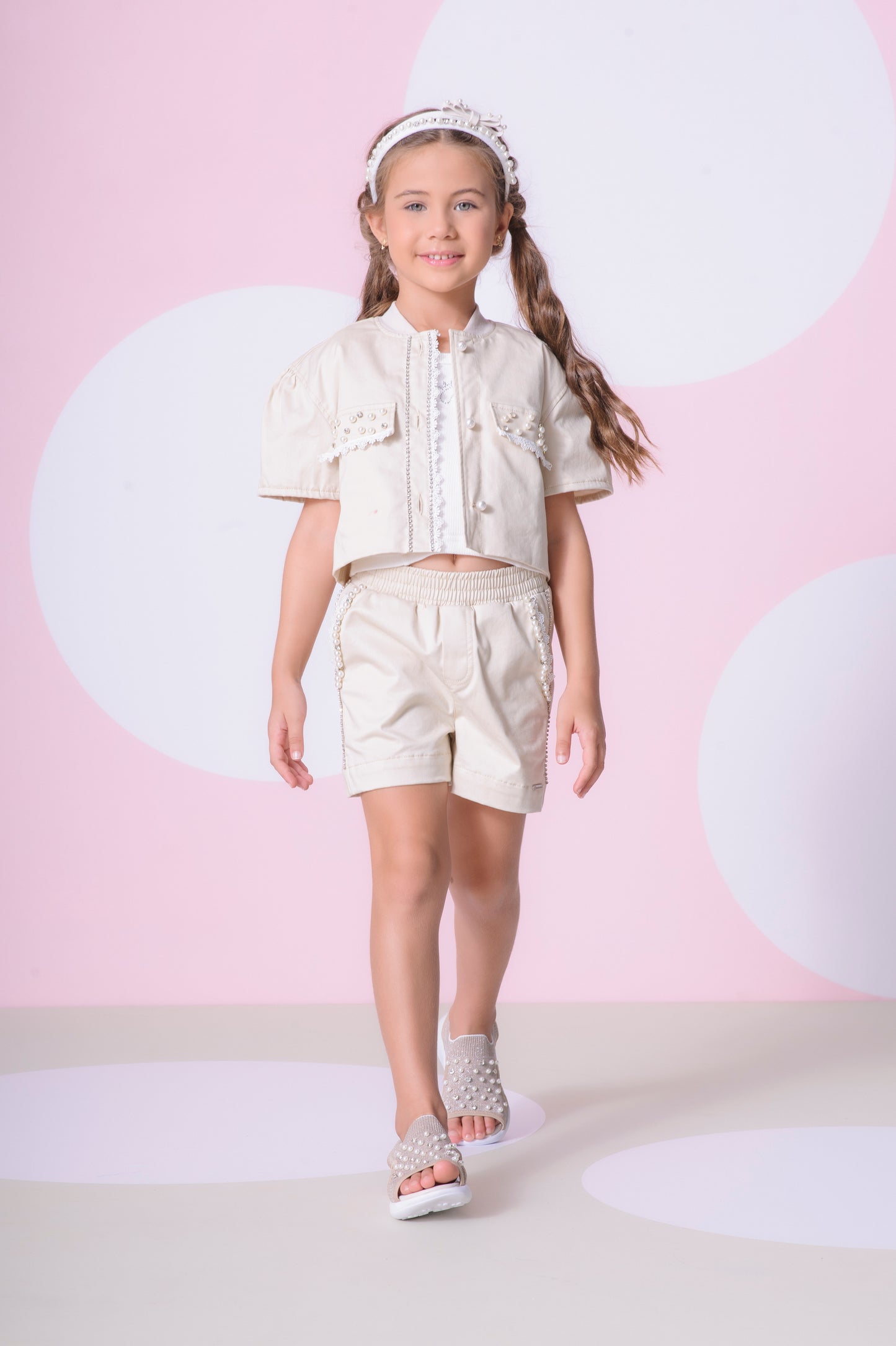 Conjunto Infantil Jaquetinha e Shorts Bordados Pérolas e Cristais - Pituchinhus