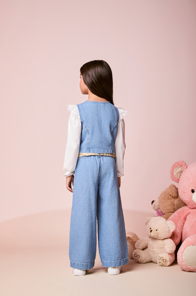 Conjunto Infantil Colete Tricot Off White e Calça Jeans Bordada Flores - Momi