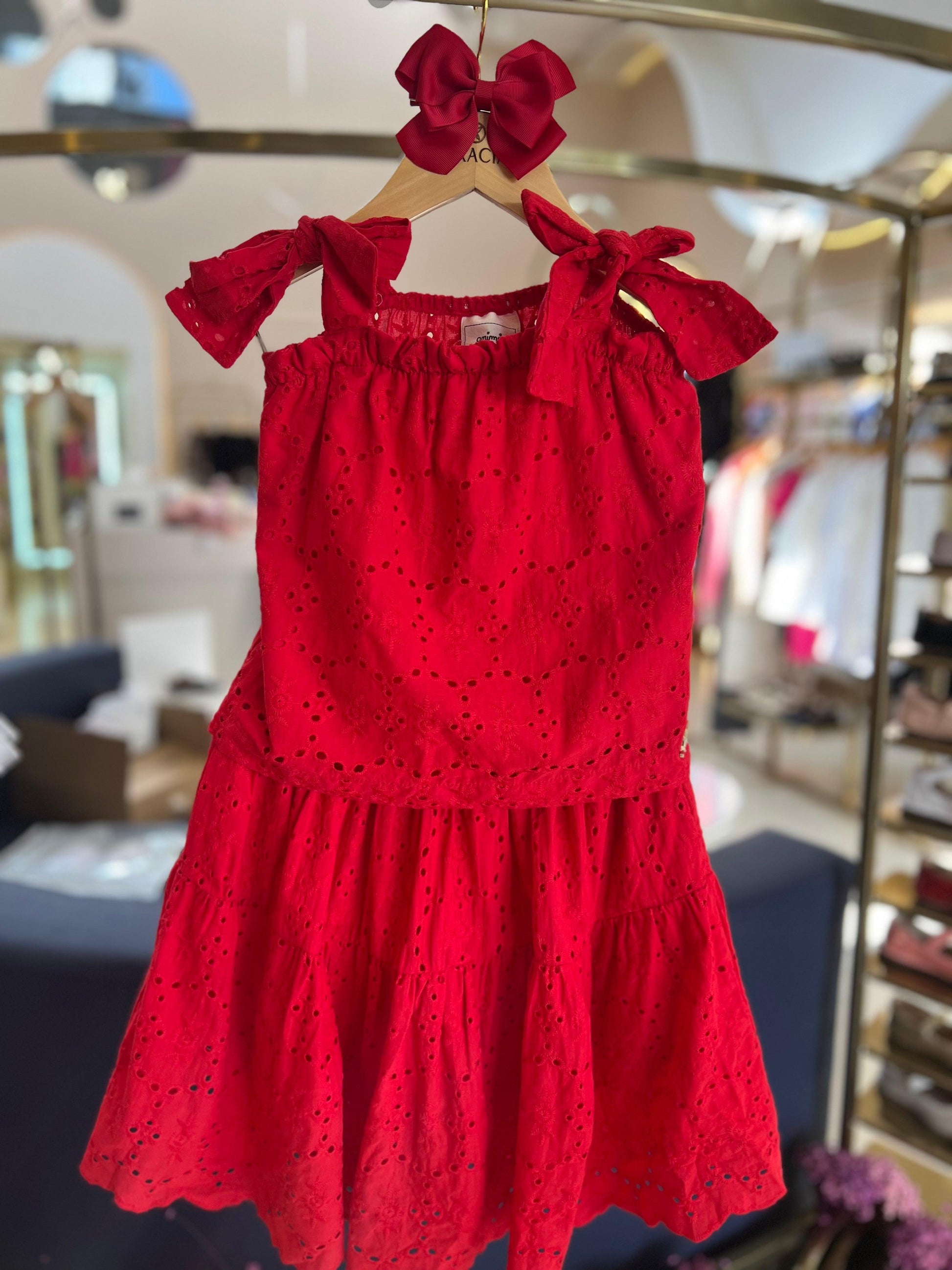 Conjunto blusa com laços nas alças e saia em laise Animê - Gracia