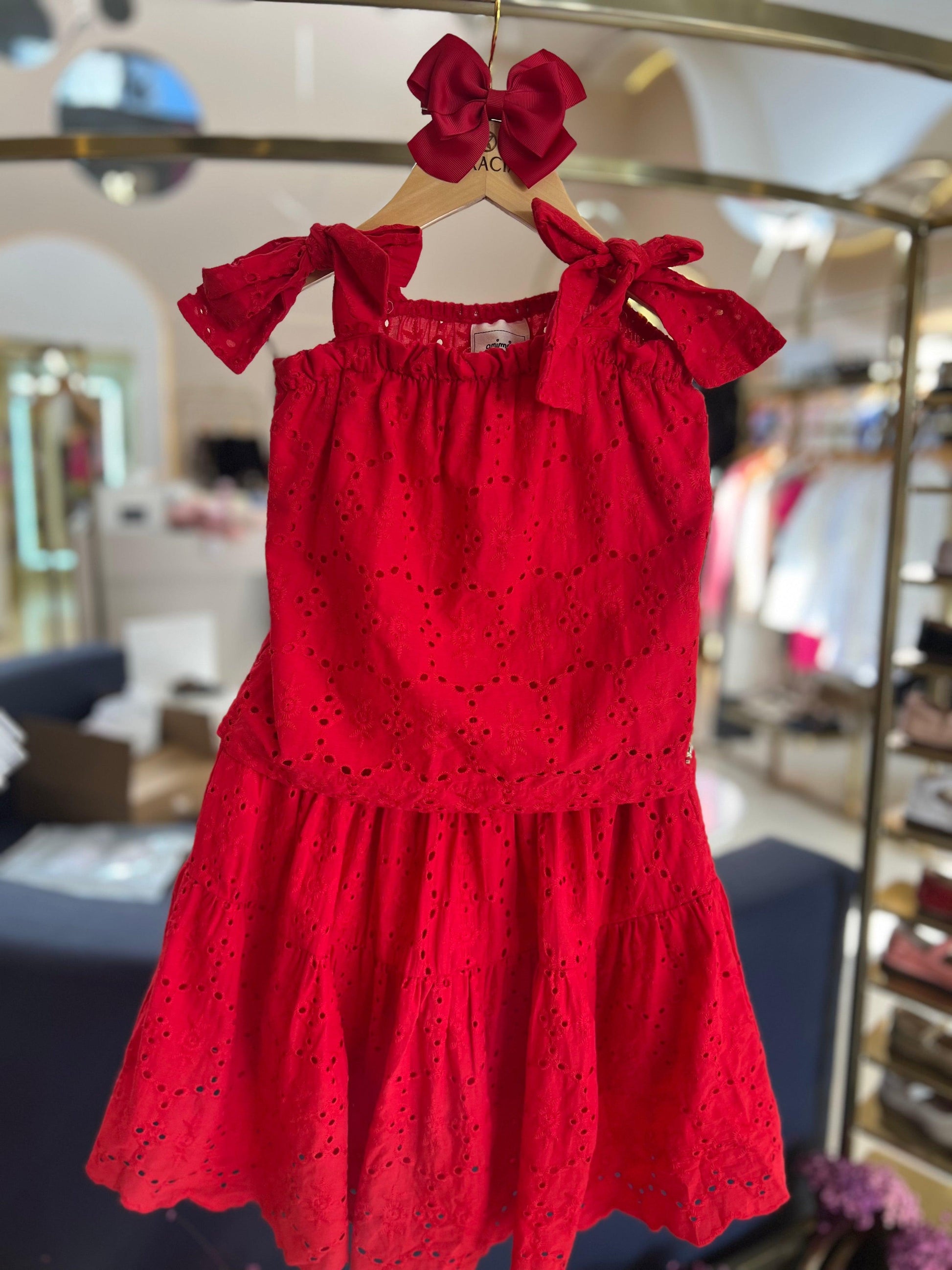 Conjunto blusa com laços nas alças e saia em laise Animê - Gracia