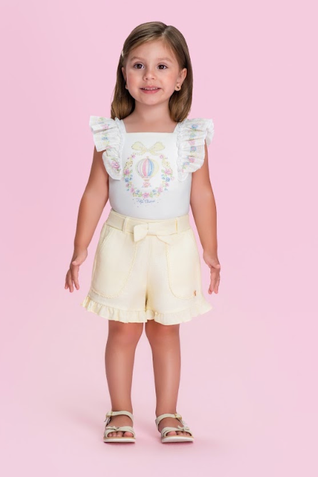 Conjunto Infantil Blusa Strass Estampa Florais Mangas Babadinho e Shorts Amarelo - Petit Cherie