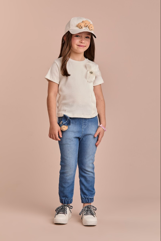 Conjunto Infantil Camiseta Off White Lacinho Tule e Calça Jogger Jeans Ursinho - Gabriela Aquarela