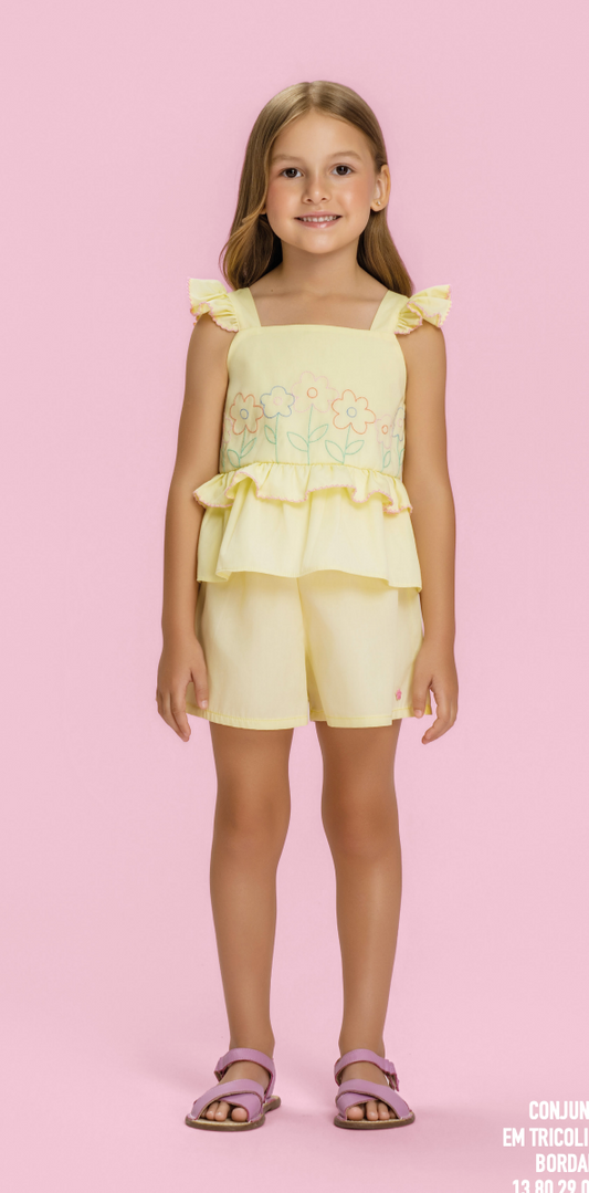 Conjunto Infantil Blusa Bordada Com Babados No Ombro e Shorts Amarelo - Mon Sucré