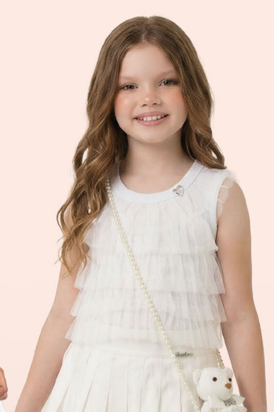 Conjunto Infantil Regata Canelada com Babados em Tule Saia Shorts Jeans Pochete Laço Pérolas - Luluzinha