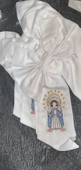 Laço Infantil Luxo Branco Bordado Nossa Senhora - Roana
