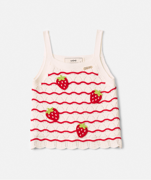 Conjunto Infantil Blusa de Tricot Off White com Listras Vermelhas e Morangos Short Jeans  Chaveiro de Frutinha – Animê