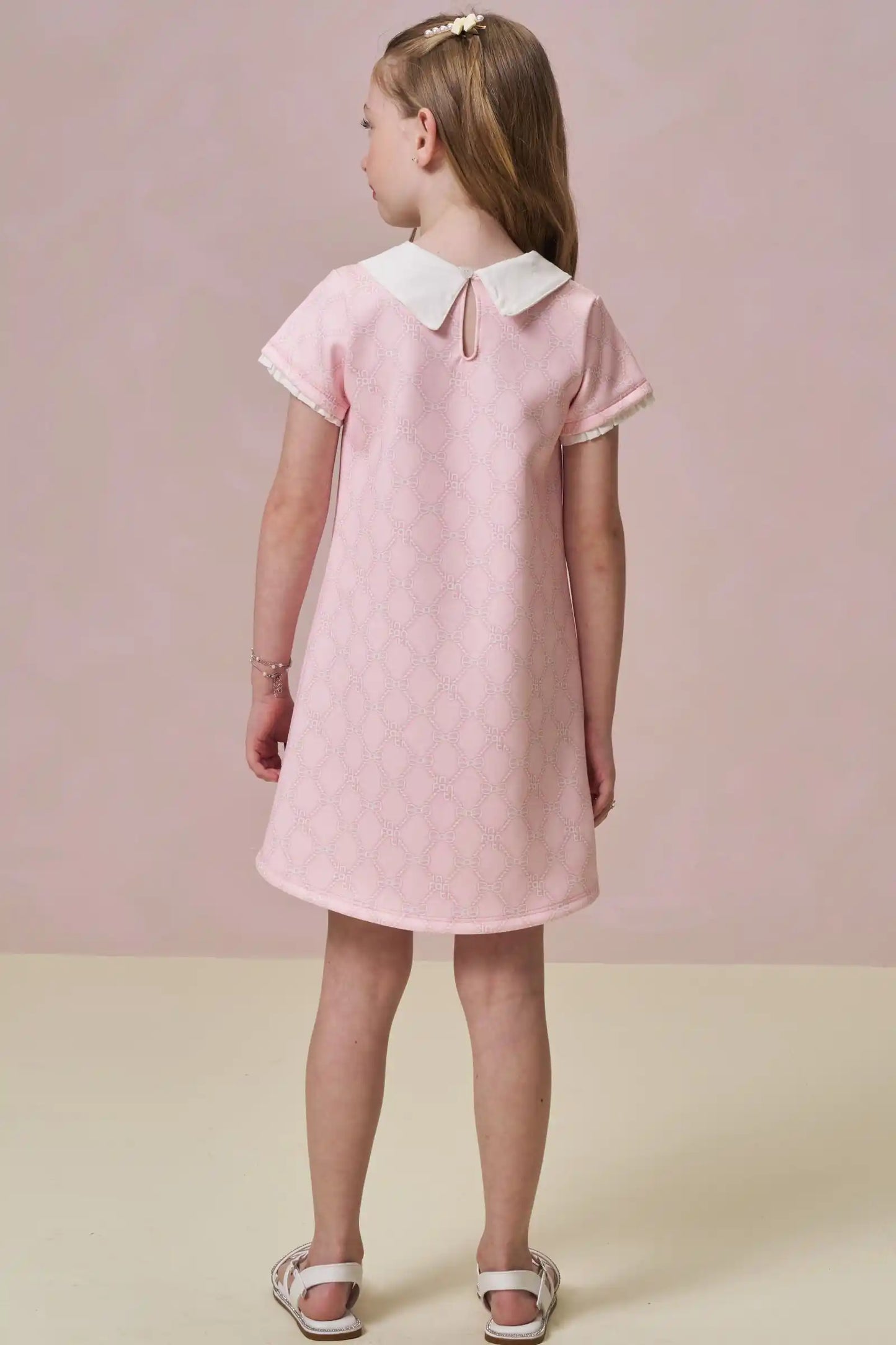 Vestido infantil Monograma Rosa com Gola Lacinho - Infanti