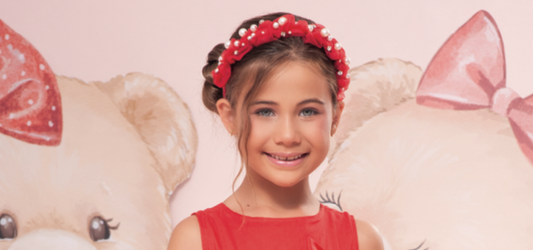 Tiara Infantil de Frufru Tule Bordado de Pérolas e Cristais - Pituchinhus