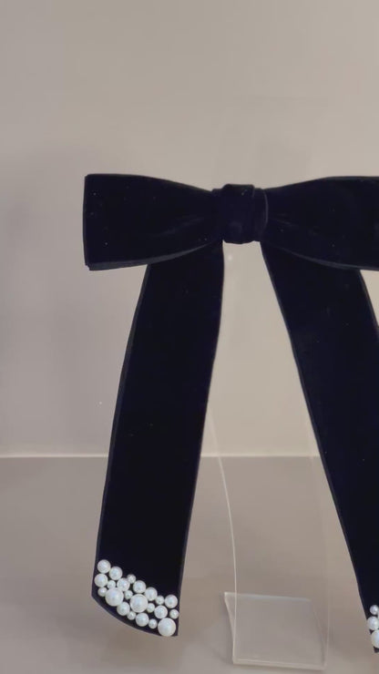 Laço Infantil de Veludo com Pérolas Luxo - Gracia