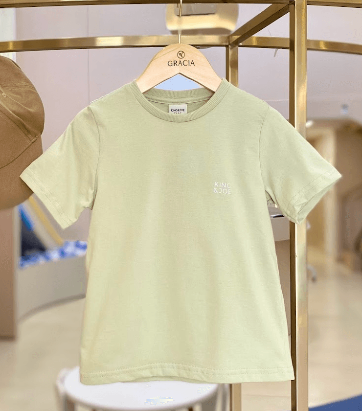 T-shirt Essentials King & Joe Play - Gracia